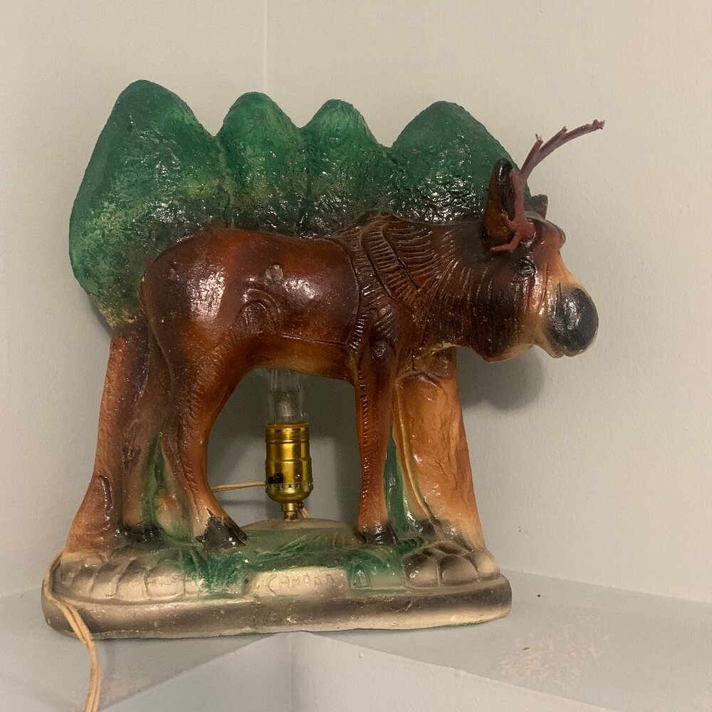 The Great Canadian Moose Lamp      For the cabin         Vintage Folk Art